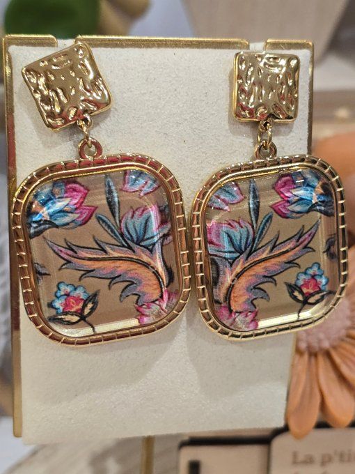 BOUCLES D'OREILLES