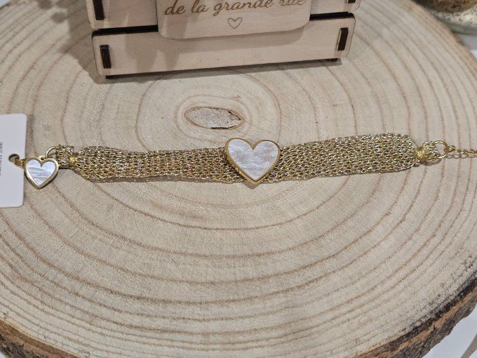 BRACELET