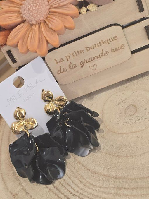 BOUCLES D'OREILLES
