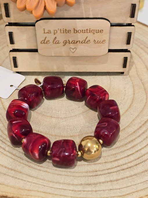 BRACELET