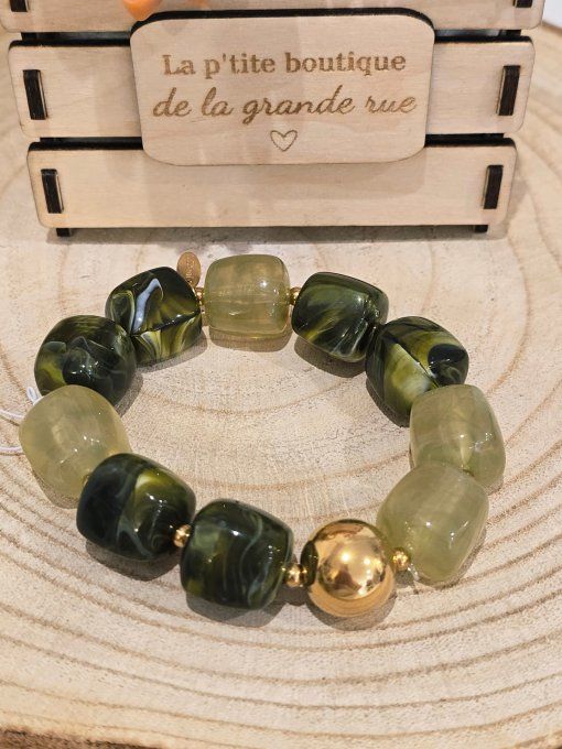 BRACELET