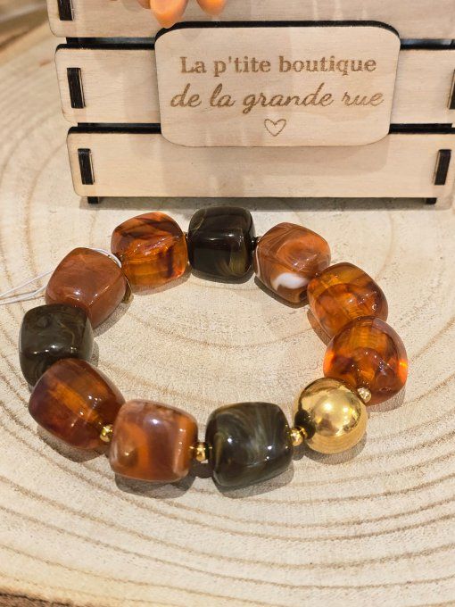 BRACELET