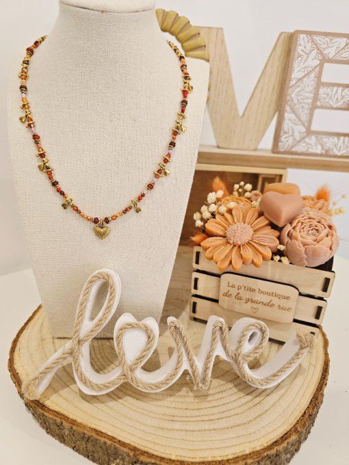 COLLIER