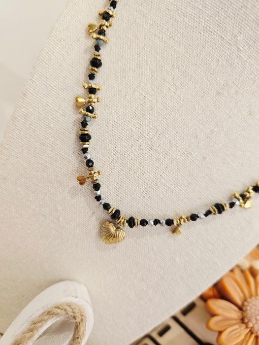 COLLIER