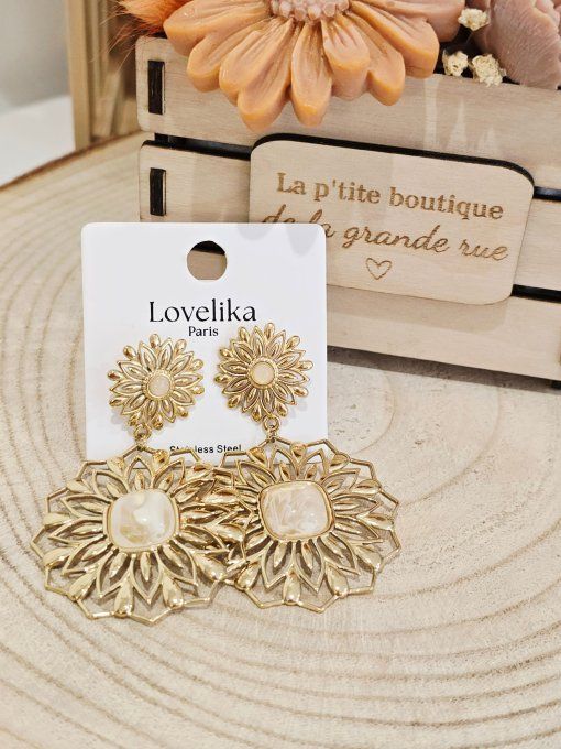 BOUCLES D'OREILLES