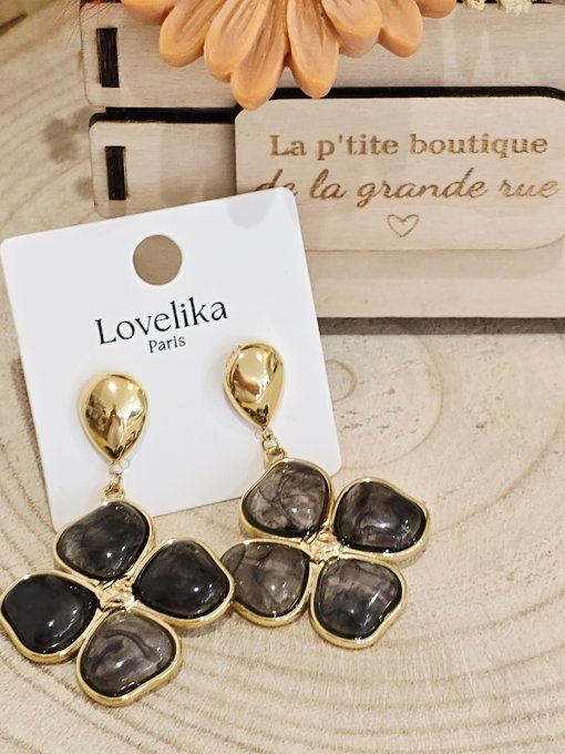BOUCLES D'OREILLES