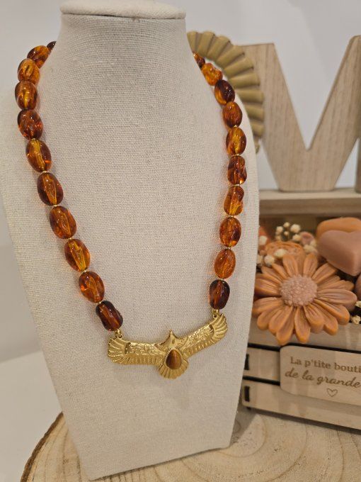 COLLIER