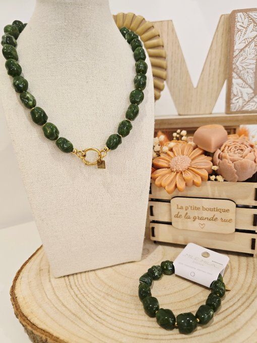 COLLIER