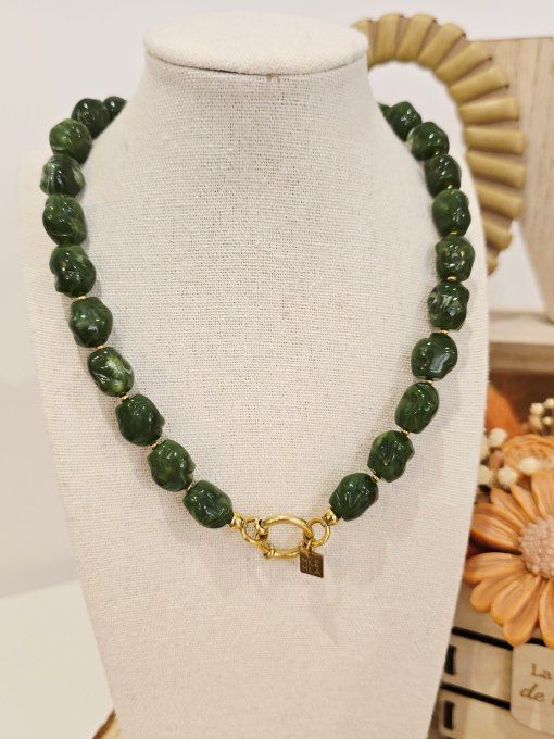 COLLIER