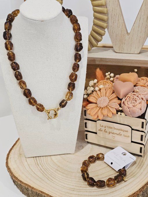 COLLIER