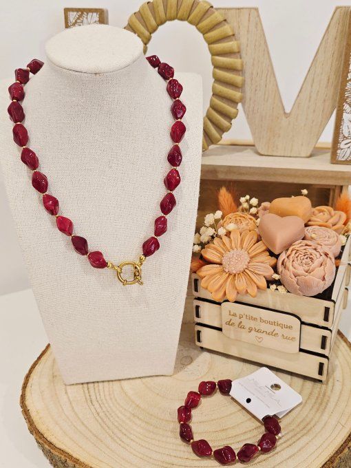 COLLIER