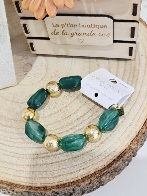 BRACELET