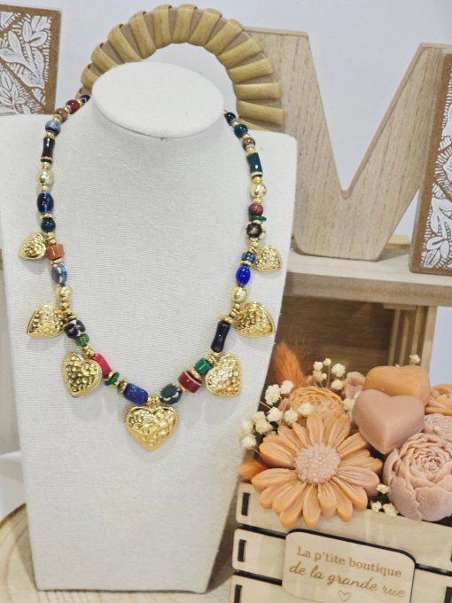 COLLIER