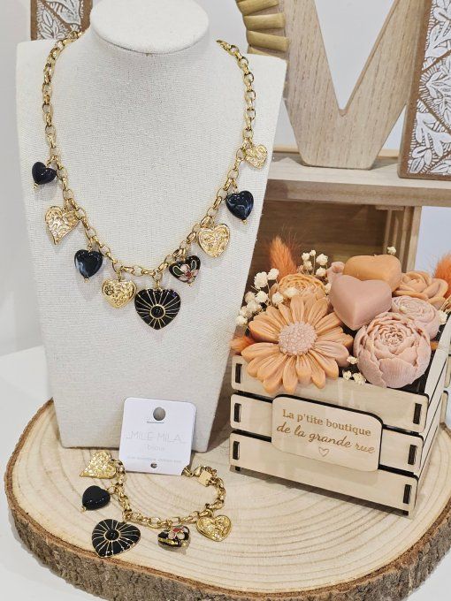 COLLIER