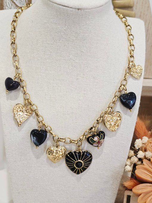 COLLIER