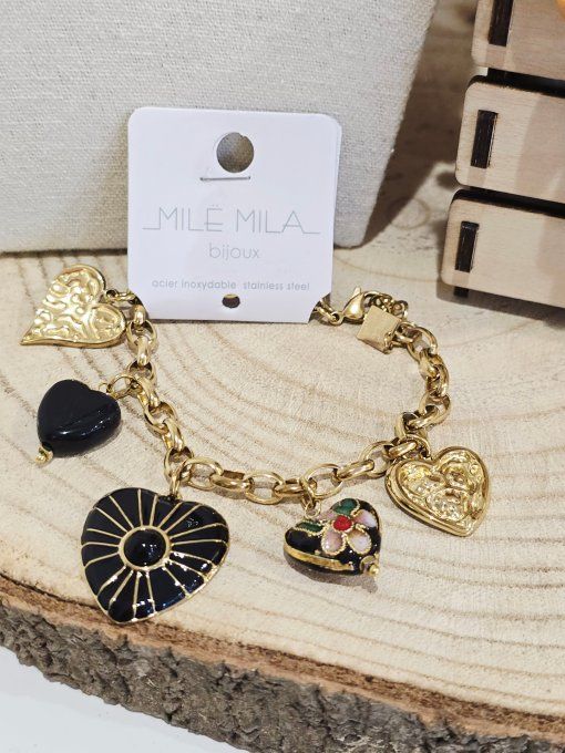 BRACELET