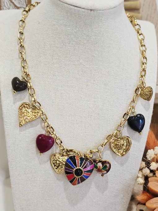 COLLIER