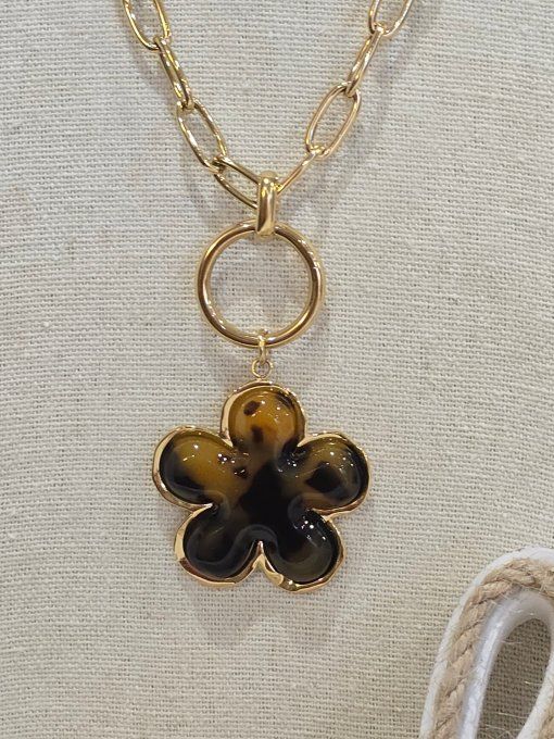 COLLIER