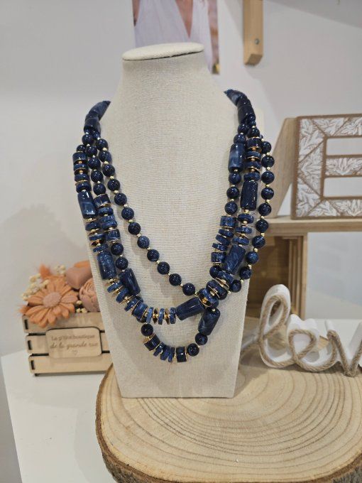 COLLIER