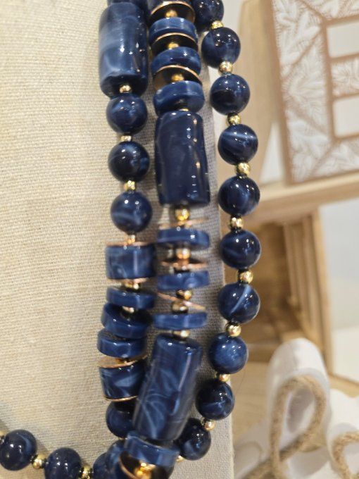 COLLIER