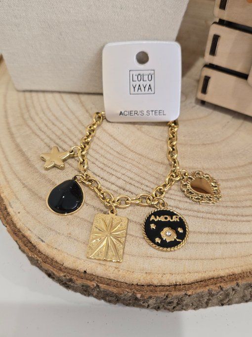 BRACELET