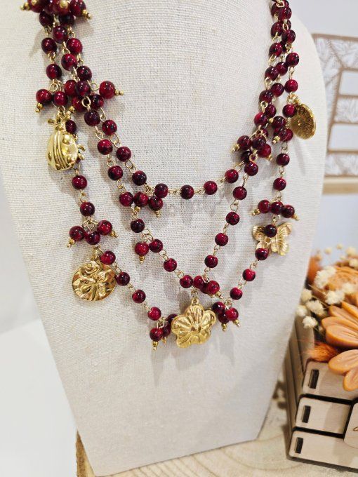 COLLIER
