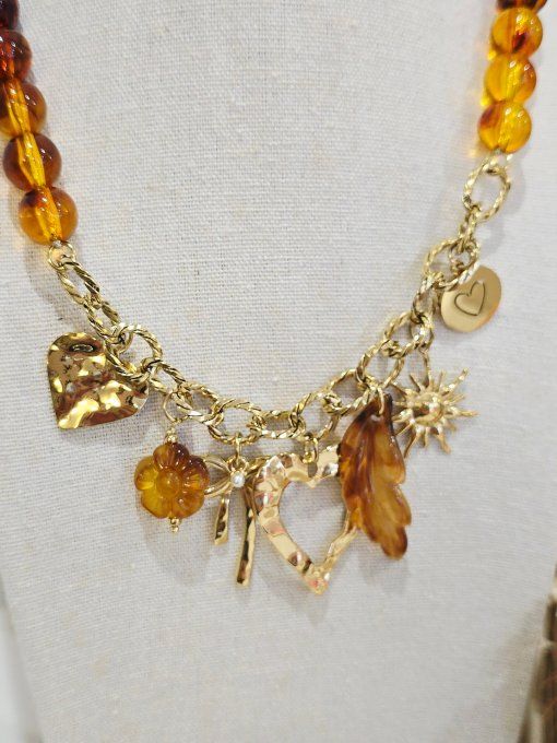 COLLIER