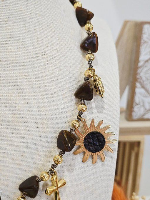 COLLIER