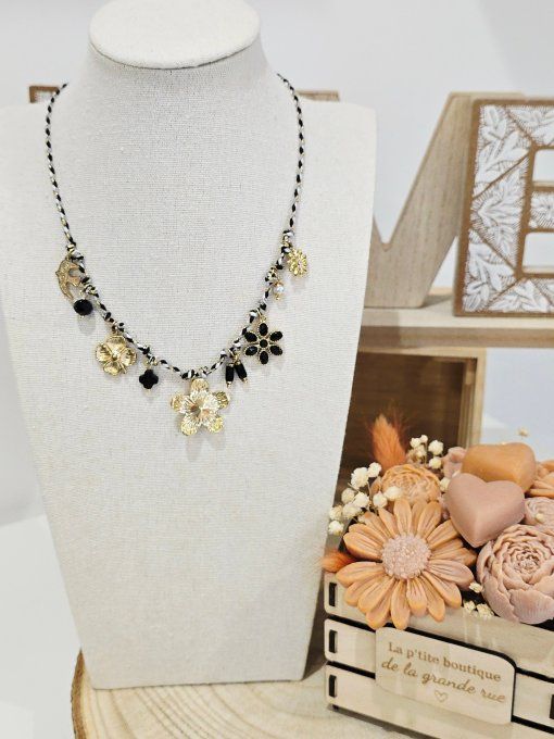 COLLIER