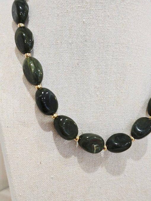 COLLIER