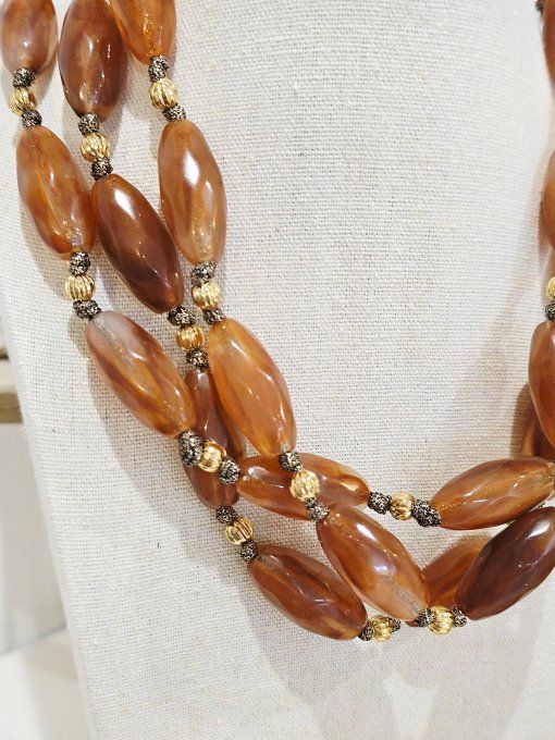 COLLIER