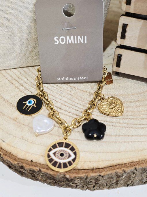 BRACELET