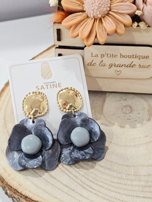 BOUCLES D'OREILLES