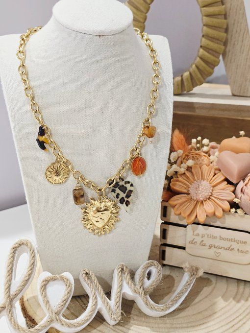 COLLIER