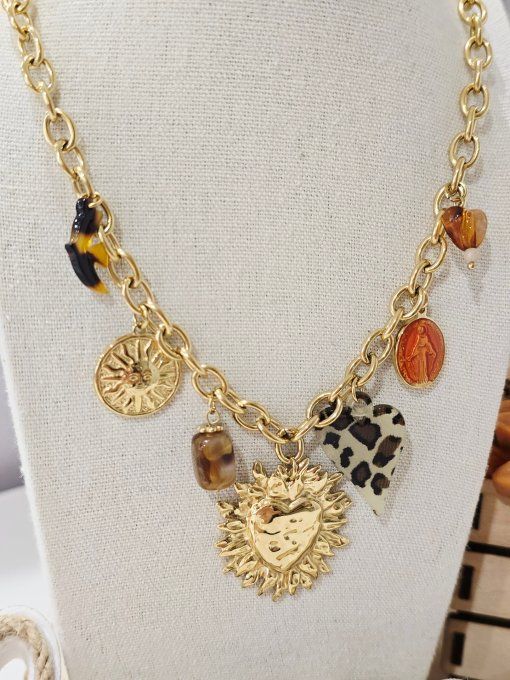 COLLIER