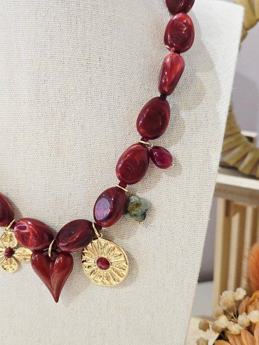 COLLIER