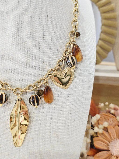 COLLIER