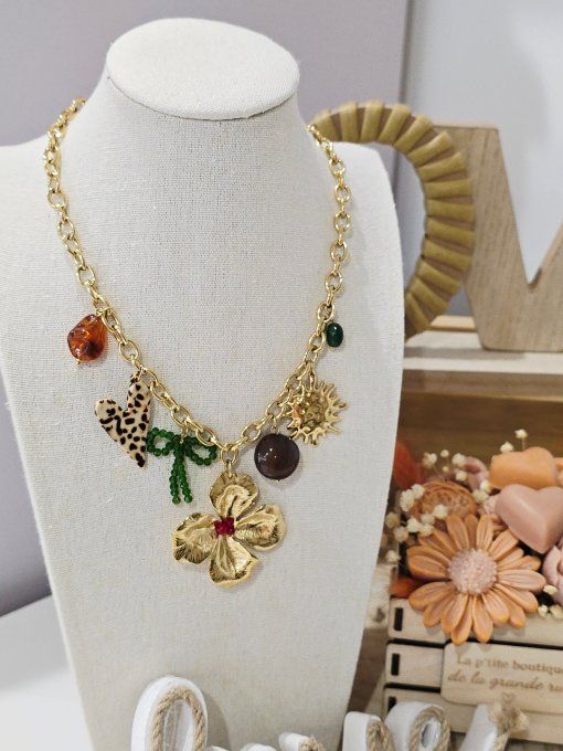 COLLIER