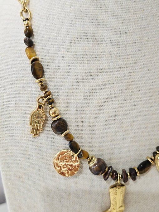 COLLIER