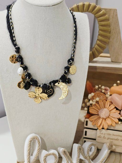 COLLIER