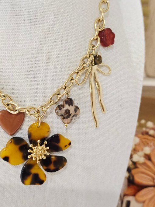 COLLIER