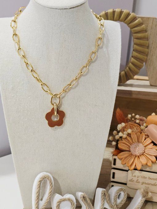 COLLIER