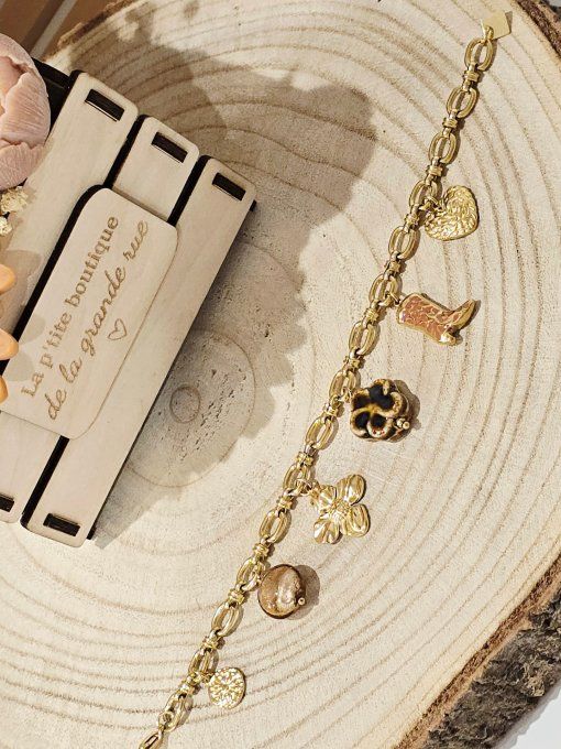 BRACELET