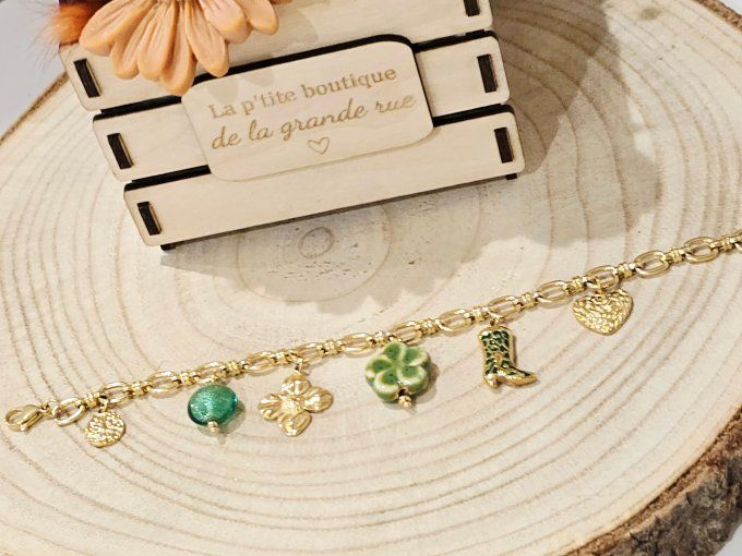BRACELET