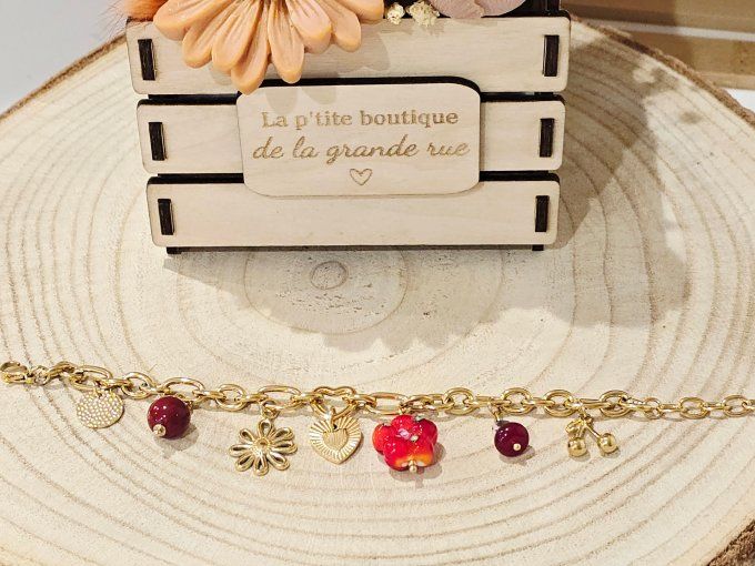 BRACELET