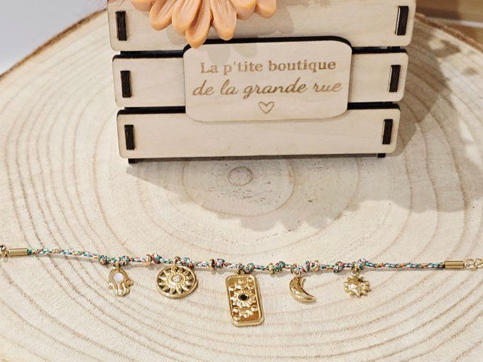 BRACELET