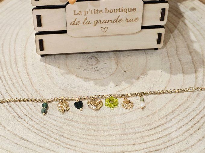 BRACELET