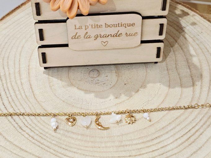 BRACELET