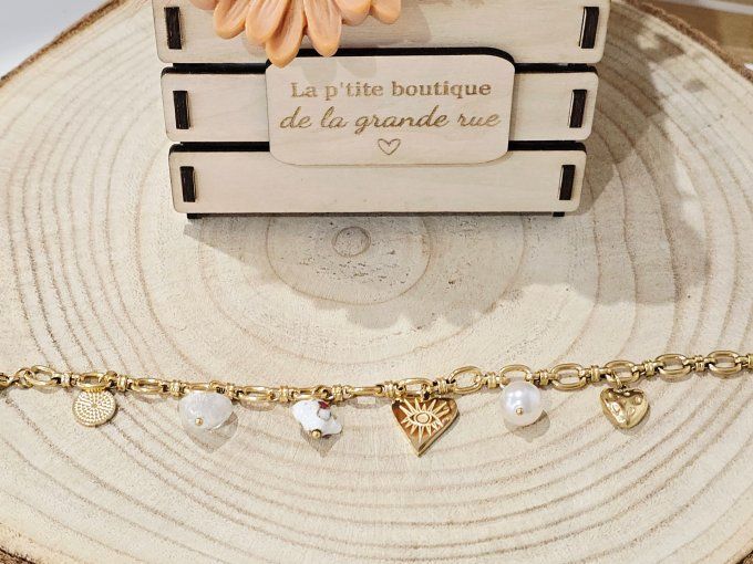 BRACELET
