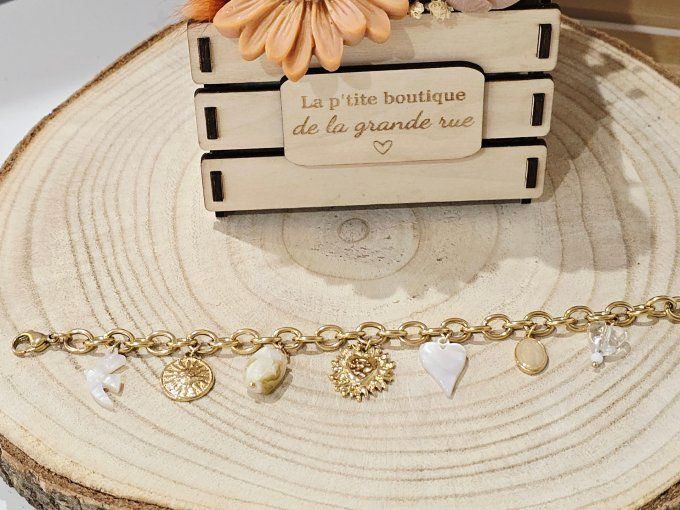 BRACELET